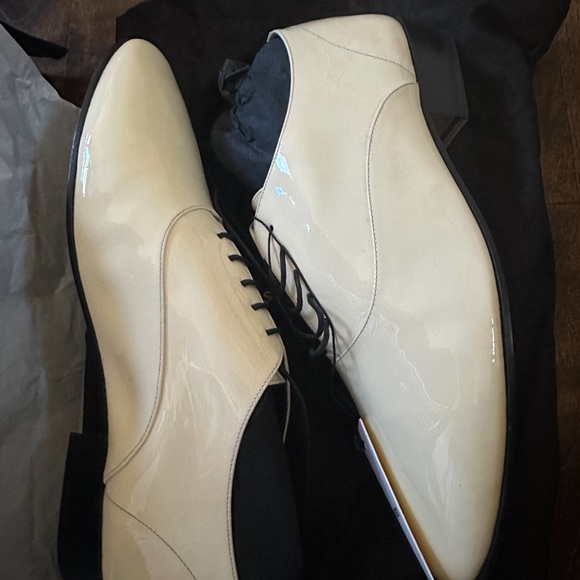 BRAND NEW NEVER BEEN WORN! SAINT LAURENT
patent leather Oxford shoes
44EU - Picture 4 of 5